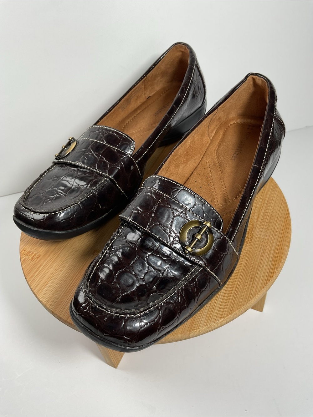 Naturalizer Croc Embossed Loafers Womens 9.5 Brown Leather Comfort Slip On